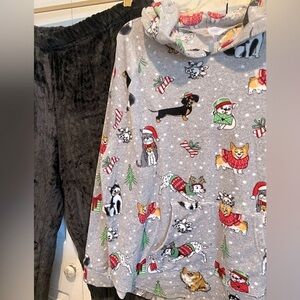 2 Pc X-Mas PJ Set 🐶 🎄SUPER SOFT Set ! Gray Hoodie w X-Mas Pups, Black Pants